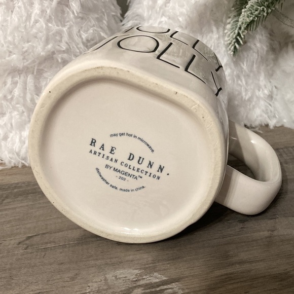 NWOT Rae Dunn HOLLY JOLLY WITH WREATH DOUBLE-SIDED MUG - Picture 4 of 4